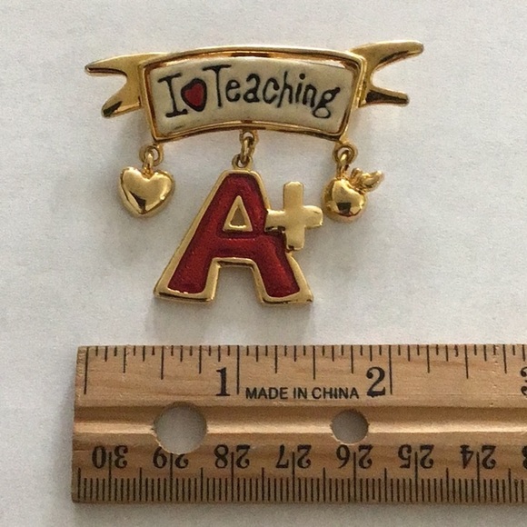 Vintage Gold and Red Metal Brooch for Educators - Picture 4 of 4